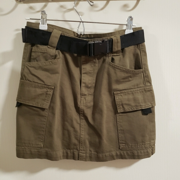 Forever 21 Dresses & Skirts - F21 Army Green Cargo Mini Skirt